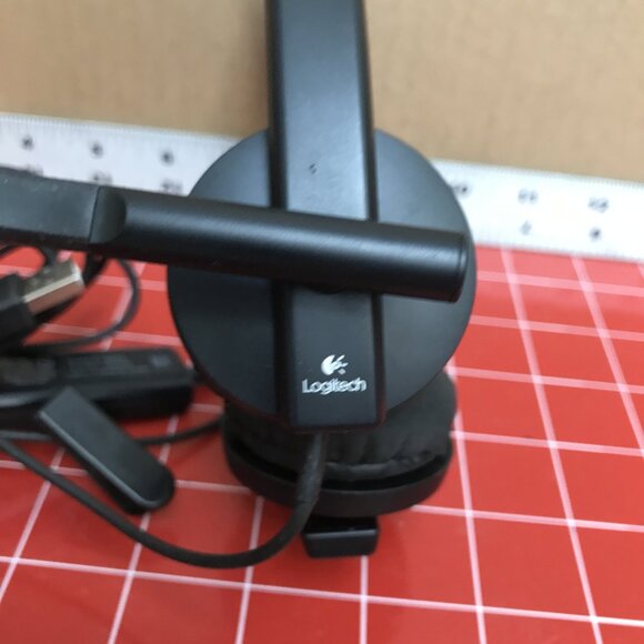 Logitech H570e USB Headset - Picture 6 of 9